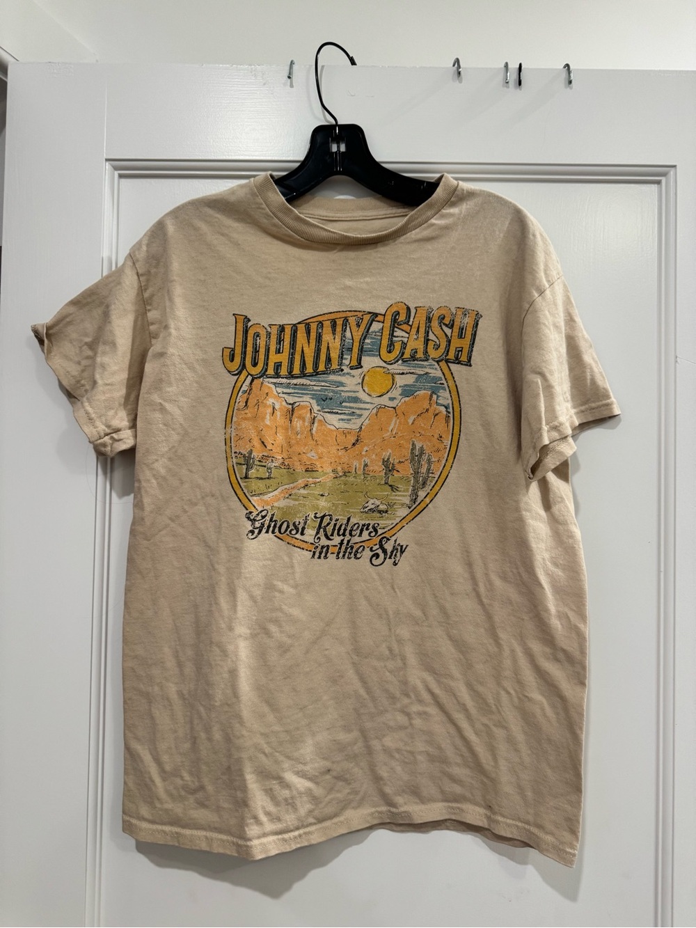 Johnny cash vintage band graphic Ghost Riders in the Sky Tee - Beige